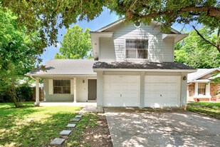 2102 Bluebonnet Dr in Round Rock, TX - Building Photo