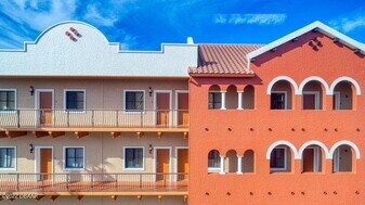 1653 US-1 in Ormond Beach, FL - Building Photo