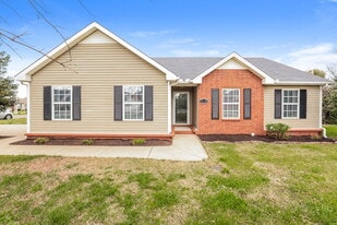 1738 Cason Trail in Murfreesboro, TN - Building Photo