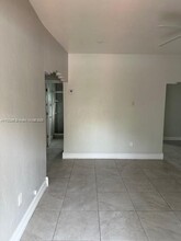 810 NW 61st St in Miami, FL - Building Photo - Building Photo