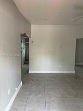 810 NW 61st St in Miami, FL - Building Photo - Building Photo