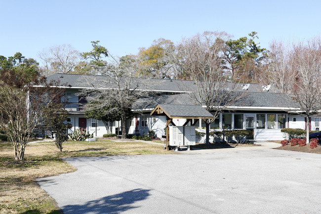 Balsam Place in Myrtle Beach, SC - Building Photo - Building Photo