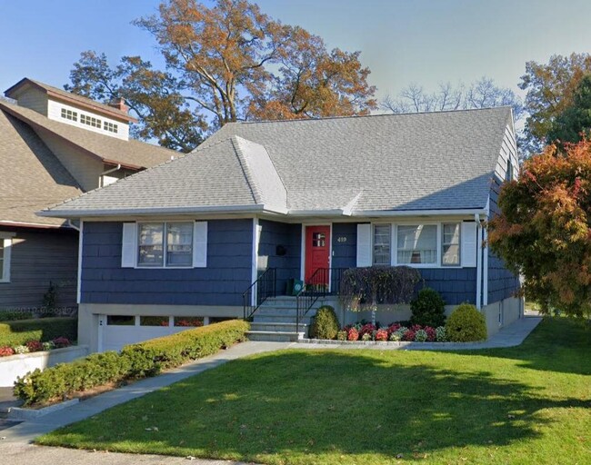 property at 419 Beach Ave