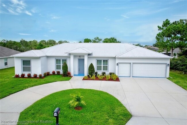 property at 4983 San Lorenzo Dr