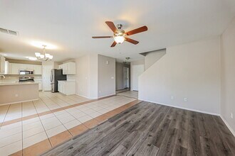 591 S 167th Dr in Goodyear, AZ - Foto de edificio - Building Photo