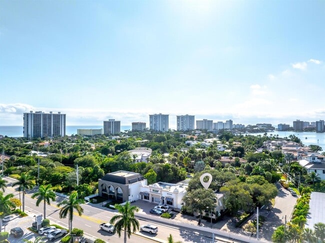 700 E Palmetto Park Rd in Boca Raton, FL - Building Photo - Building Photo