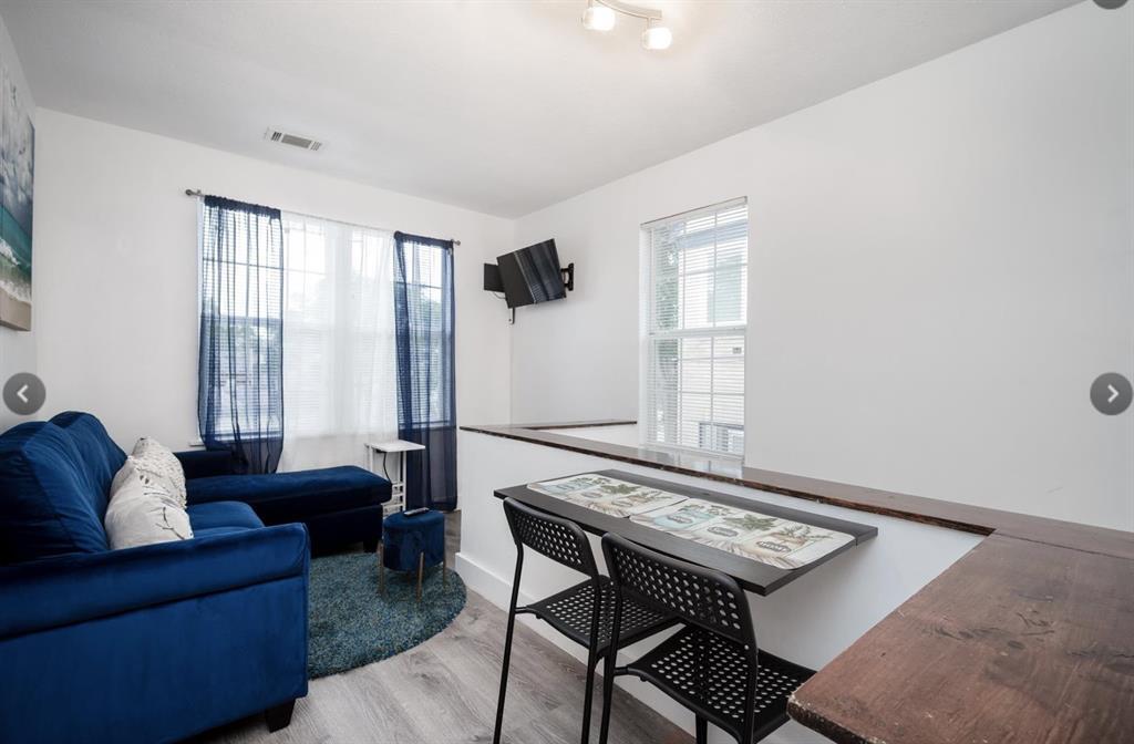 3901 Delano St-Unit -A in Houston, TX - Building Photo