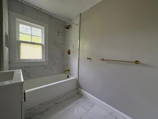 2834 Ludlow Rd in Cleveland, OH - Building Photo - Building Photo