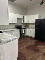 2266 E Willis Rd in Gilbert, AZ - Building Photo