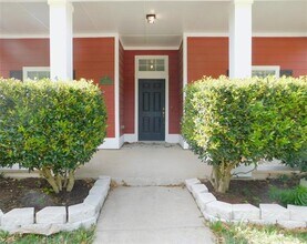 1104 Hayden Ln in Savannah, TX - Building Photo - Building Photo