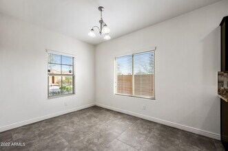 1817 W Spur Dr in Phoenix, AZ - Building Photo - Building Photo