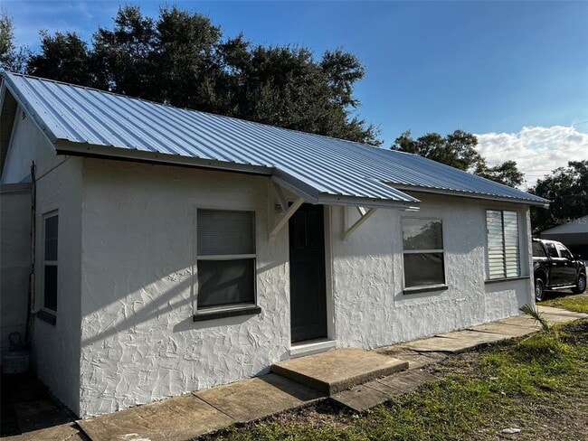 205 W Sproule Ave in Kissimmee, FL - Building Photo - Building Photo