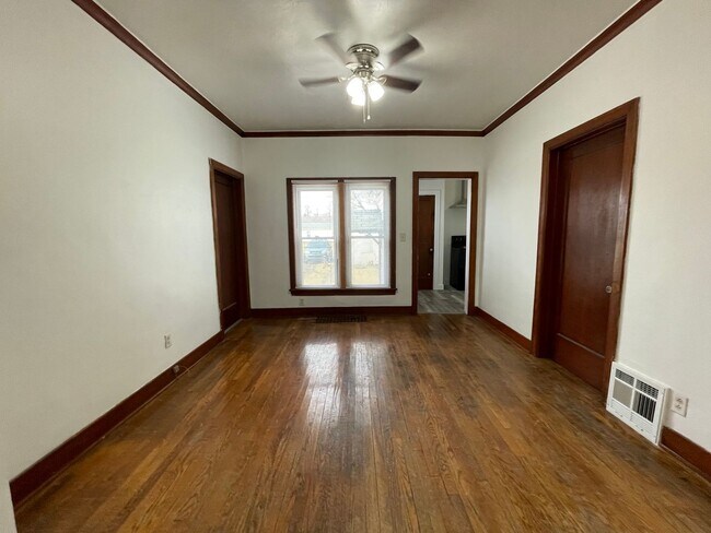 619 Highland Ave in Benton Harbor, MI - Building Photo - Building Photo