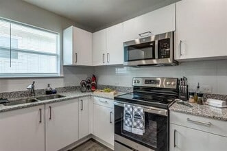 2310 Dalworth St in Grand Prairie, TX - Building Photo - Building Photo