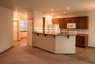 912 Grinnell Ave SW in Orting, WA - Building Photo - Building Photo