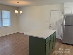 132 Antler Dr in Statesville, NC - Building Photo - Building Photo