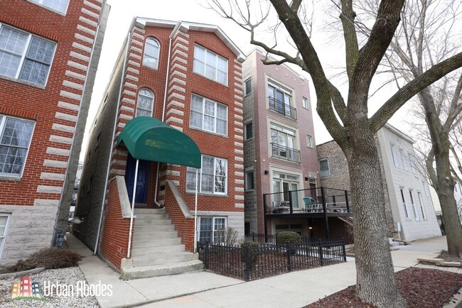 920 N Paulina St, Unit A05C