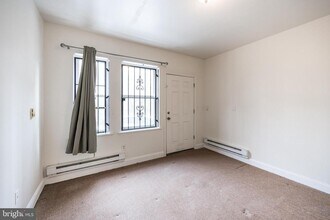 1927 N 9th St in Philadelphia, PA - Building Photo - Building Photo