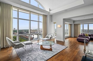 197 8th St, Unit PH215 in Boston, MA - Building Photo