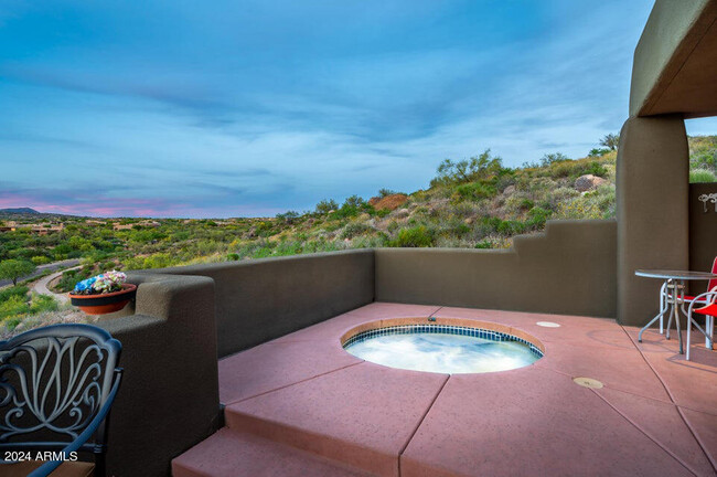 9898 E Graythorn Dr in Scottsdale, AZ - Building Photo - Building Photo