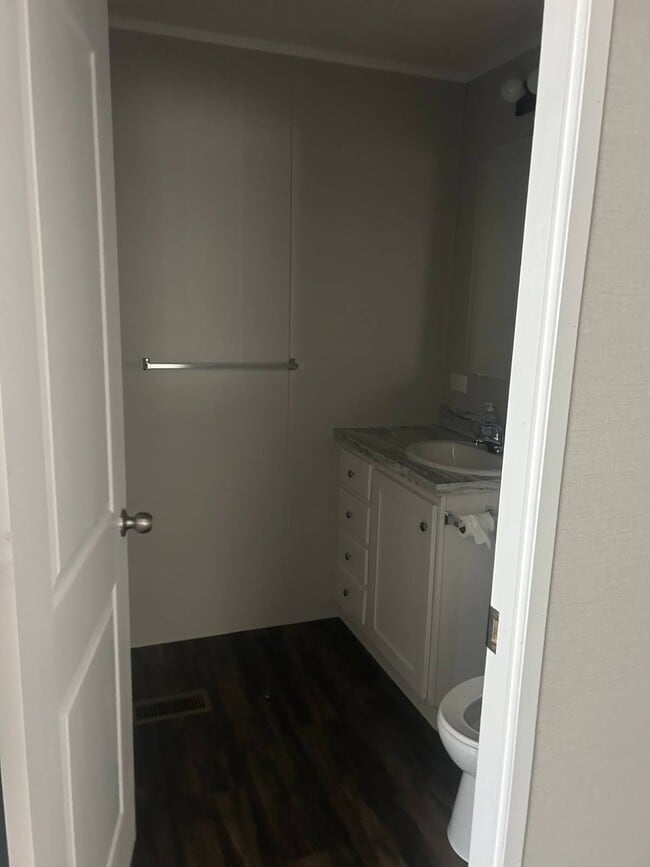 16 Parkview Dr in Vincennes, IN - Building Photo - Building Photo