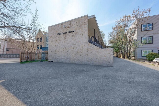 property at 2302 Leon St