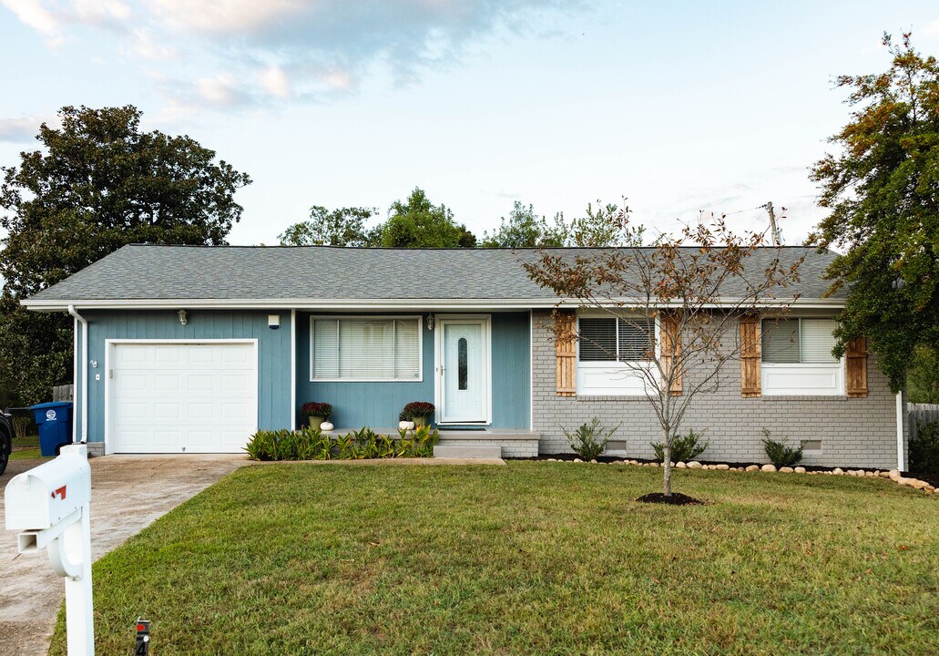417 Forest Glen Dr in Chattanooga, TN - Building Photo
