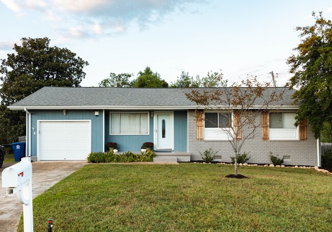 417 Forest Glen Dr