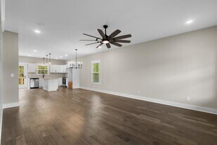 1173 Black Rock Rd in Clarksville, TN - Building Photo