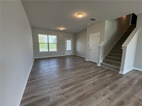 108 Cornwell Wy in Calhoun, GA - Building Photo - Building Photo