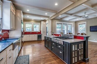 4818 Tremont St in Dallas, TX - Building Photo - Building Photo