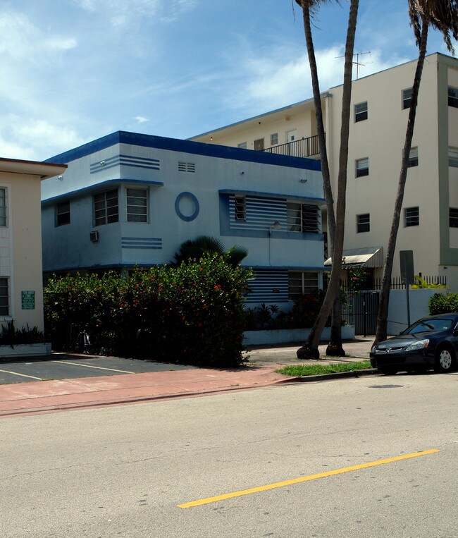 711-715 Euclid Ave in Miami Beach, FL - Building Photo - Building Photo