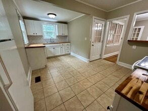 84 Willow Dr in Sumter, SC - Building Photo - Building Photo