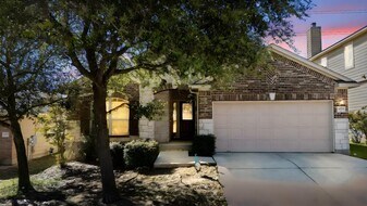 2292 Intrepid Dr in Buda, TX - Building Photo