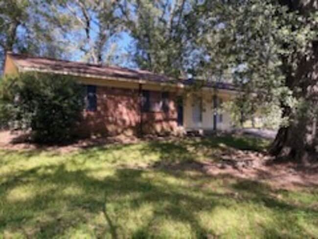 property at 1954 Longwood Dr