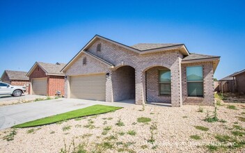 2005 Kirksey Ave in Lubbock, TX - Foto de edificio - Building Photo