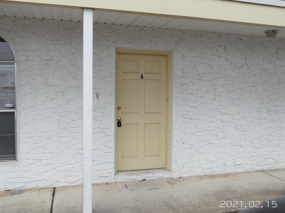 203 E John Sims Pkwy-Unit -A in Niceville, FL - Building Photo