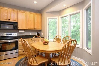 7799 Abby Ln SE in Caledonia, MI - Foto de edificio - Building Photo
