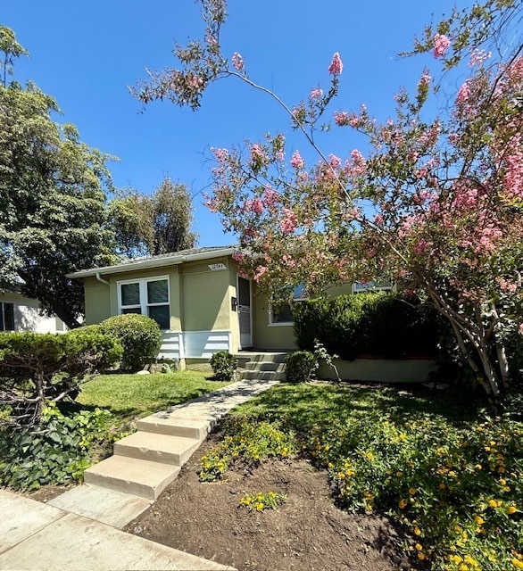 12747 Oxnard St, Unit 12747
