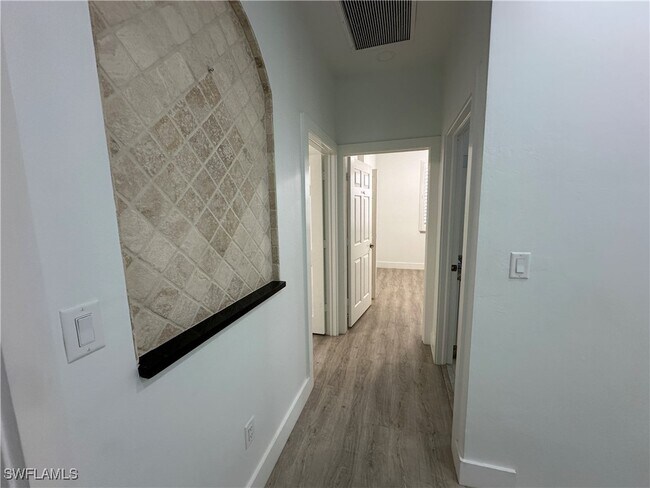 property at 14936 Summit Pl Cir