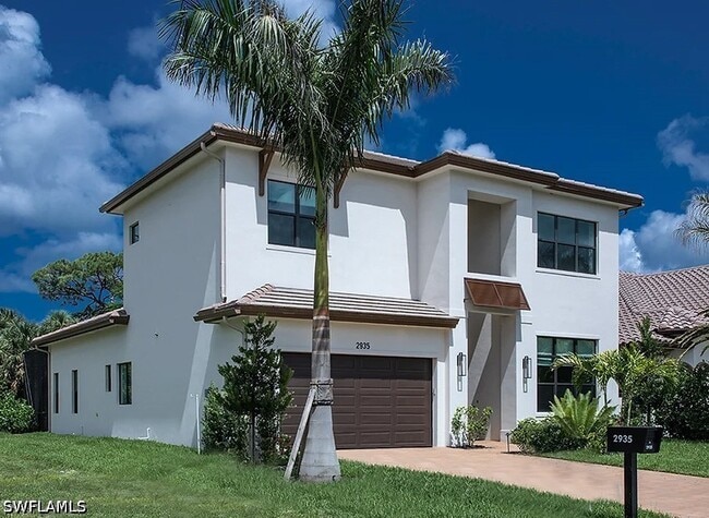 2935 Coco Lakes Dr in Naples, FL - Building Photo - Building Photo