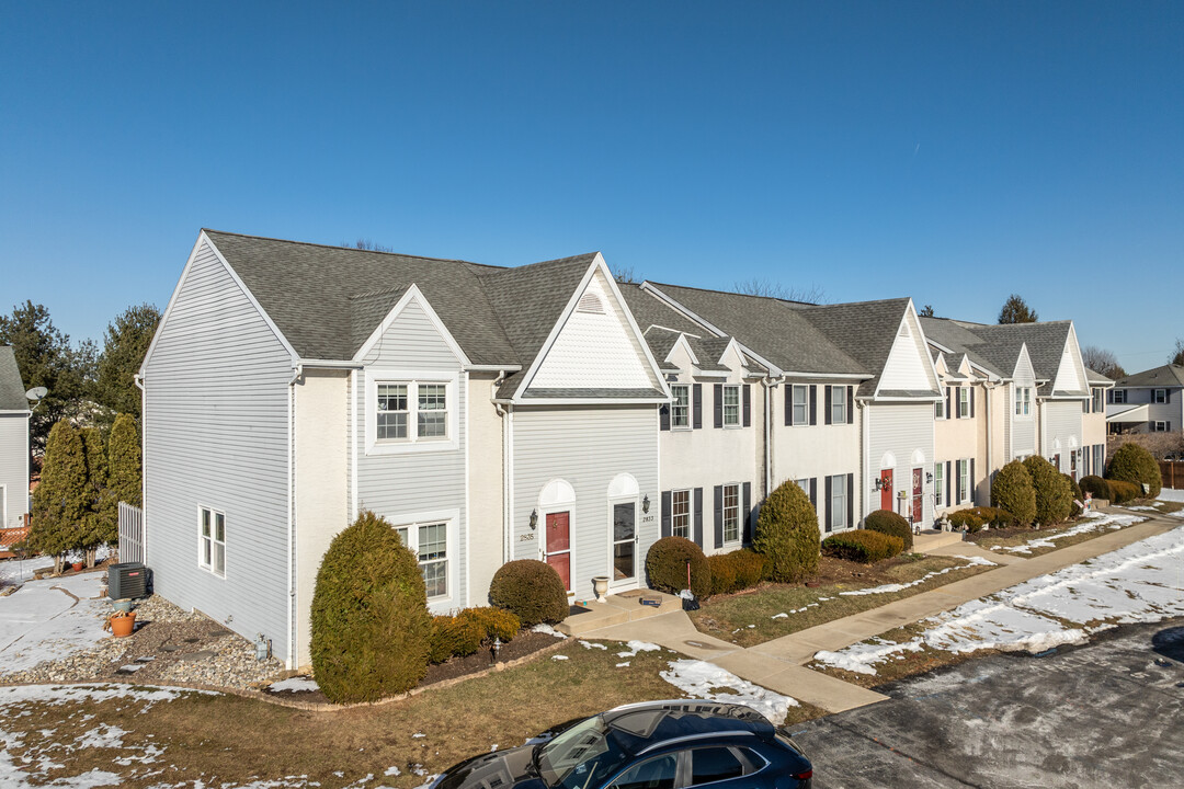 Beacon Court in Reading, PA - Building Photo