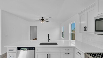 9309 N 115th E Ave in Owasso, OK - Foto de edificio - Building Photo