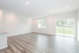 155 Hunston Dr. in Holly Springs, NC - Building Photo - Building Photo