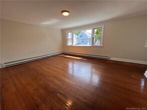 53 Pixlee Pl in Bridgeport, CT - Building Photo - Building Photo