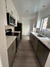 649 Westbourne Dr in West Hollywood, CA - Foto de edificio - Building Photo