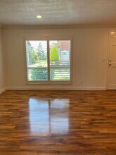 12100 Montecito Rd in Los Alamitos, CA - Building Photo - Building Photo