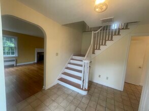 20 Broadfield Rd in Hamden, CT - Building Photo - Building Photo