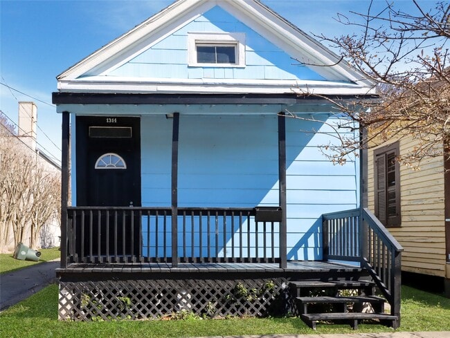 property at 1314 27th St