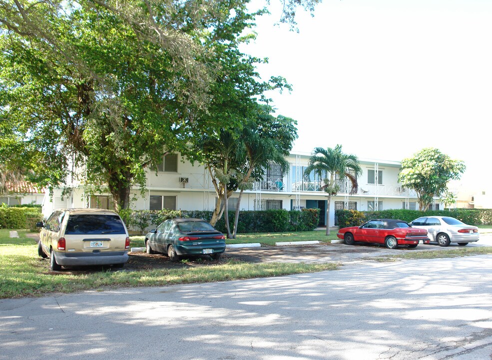 770 NE 91st St in Miami, FL - Foto de edificio